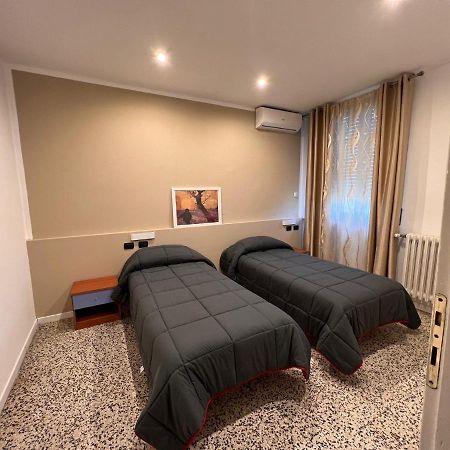 Hotel Saratoga Vigevano Ngoại thất bức ảnh